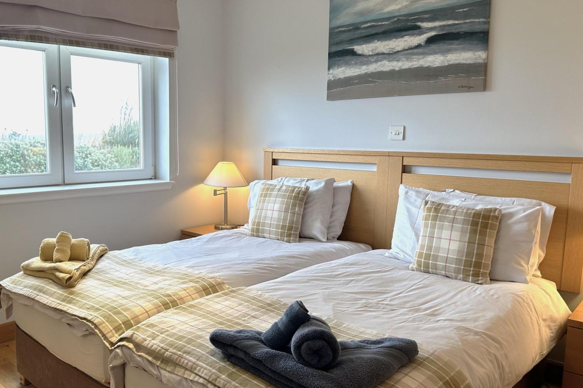 No2 The Links Apartment, Brora Exterior foto